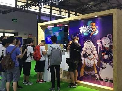 二次元浪潮席卷2017CJ，B站展台人气引爆，动漫游戏开发迎来新纪元